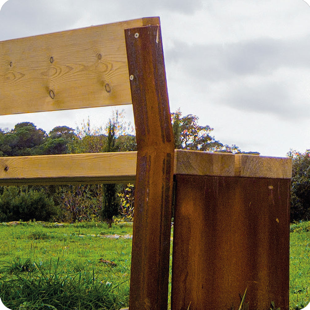 Bois de pin & Corten